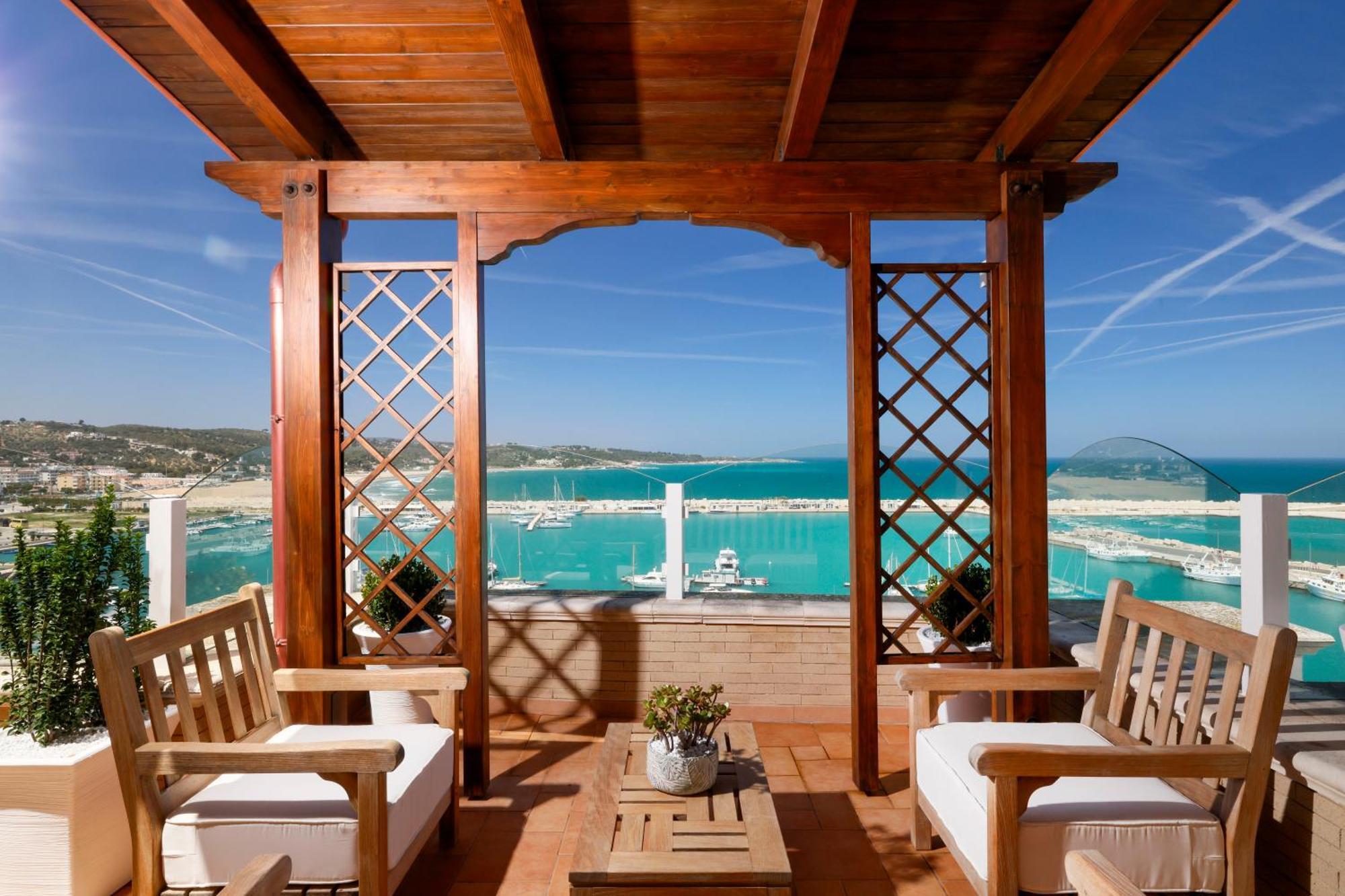 L'Attico Sul Mare - Exclusive Penthouse, Vieste Oda fotoğraf